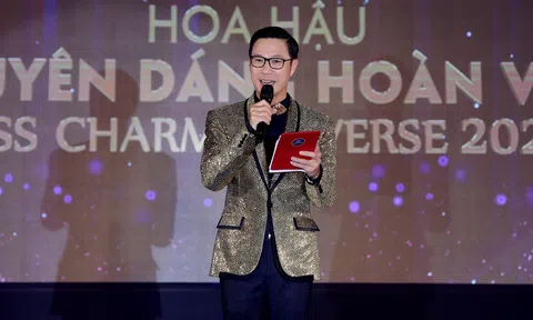 MC đa tài Anh Quân lịch lãm dẫn dắt Hoa hậu Duyên dáng Hoàn vũ 2022
