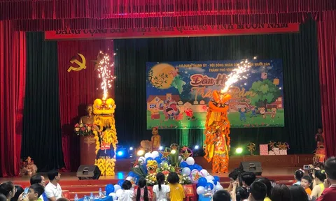 TP Vĩnh Yên (Vĩnh Phúc) rộn ràng Đêm hội trăng rằm