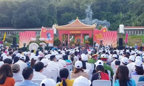 Lễ hội kỷ niệm 62 năm ngày hy sinh của Anh hùng lực lượng vũ trang nhân dân Phan Thị Ràng