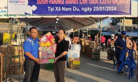 Kiên Giang: Cung ứng 120 tấn hàng hoá dịp tết Nguyên đán Giáp Thìn cho 7 xã đảo