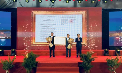 Công bố Đồ án Quy hoạch chung thành phố và khu kinh tế cửa khẩu Hà Tiên đến năm 2040
