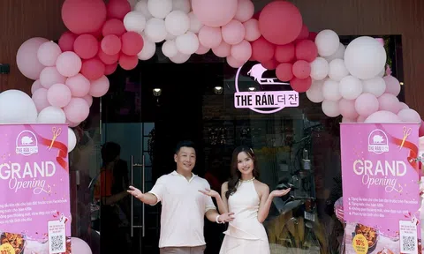 Á hậu Thanh Trúc đến The Rán học món Hàn Quốc để "trổ tài" đãi ông xã