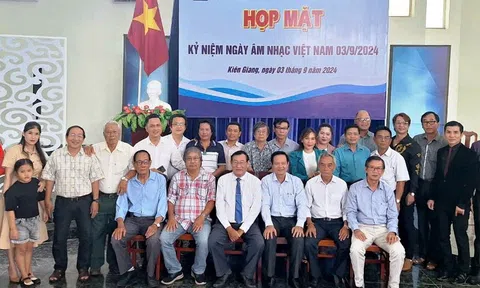 Kiên Giang họp mặt kỷ niệm Ngày Âm nhạc Việt Nam năm 2024