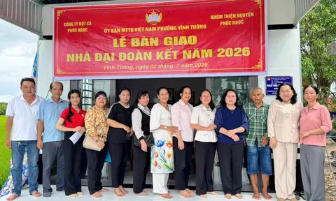 Công ty TNHH Bột cá Phúc Ngọc phối hợp bàn giao nhà Đại đoàn kết cho hộ có hoàn cảnh đặc biệt khó khăn