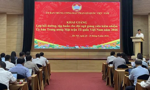 3. MTTQ Việt Nam bồi dưỡng giảng viên kiêm nhiệm, tăng cường kỹ năng số và ứng dụng trí tuệ nhân tạo