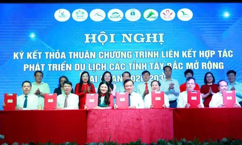 Phú Thọ cùng các tỉnh Tây Bắc ký kết hợp tác phát triển du lịch giai đoạn mới