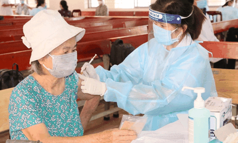 Lá bài “dân chủ” “nhân quyền” không thể hạ thấp quyết tâm chống dịch của Việt Nam