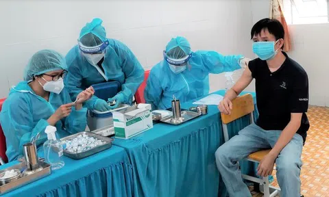 TPHCM: Hơn 90% dân số trên 18 tuổi đã tiêm mũi 1 vaccine Covid-19