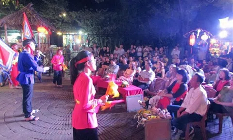 Tập huấn "Bồi dưỡng kỹ năng thực hành di sản nghệ thuật Bài chòi - năm 2021"