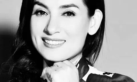 Cả xóm nghe nhạc Phi Nhung và Mạnh Quỳnh