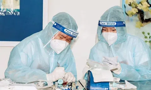 Văn nghệ sĩ TPHCM cùng chung tay phòng, chống dịch Covid-19