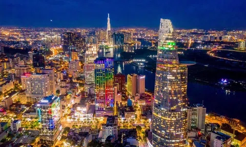 Thế hệ cũ ở quê - thế hệ mới ở phố