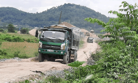 Thanh Chương, Nghệ An: Bến cát “vướng” nhiều sai phạm, ngang nhiên hoạt động, thách thức chính quyền