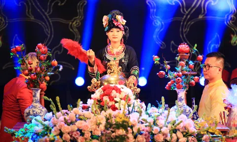 Thanh Đồng, Nghệ nhân Nguyễn Thị Mây - 5 tuổi ra đồng, hơn 10 năm phụng sự nhà Thánh