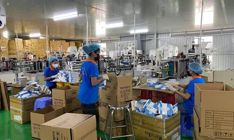 TPHCM: Tình hình kinh tế - xã hội tháng 10 đã được cải thiện đáng kể