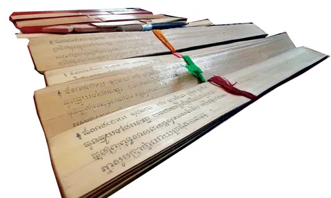 An Giang: Sẽ số hóa các di sản chữ viết trên lá Buông của người Khmer