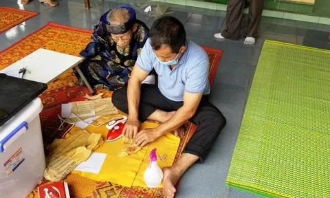 Thừa Thiên Huế: Tập huấn bảo quản, phục hồi tài liệu Hán - Nôm và tài liệu quý tại các dòng họ, tư gia