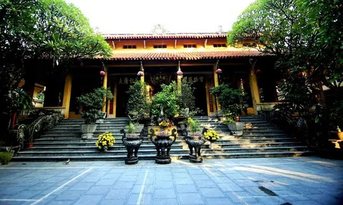 Cảm thức lịch sử trong tiểu thuyết Việt Nam về nông thôn đương đại