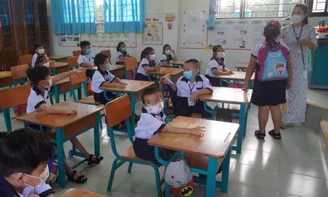 TP. Hồ Chí Minh quyết định tạm hoãn đến trường đối với học sinh lớp 1