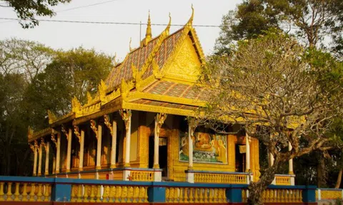 Giải pháp hỗ trợ ngành du lịch Sóc Trăng trong thời gian tới