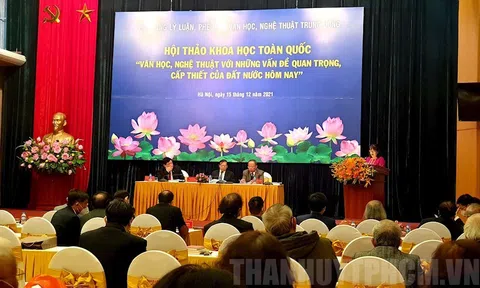 Vững vàng, bám sát cuộc sống và thực tiễn của đất nước để sáng tạo