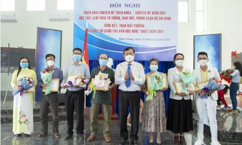 Kiên Giang: 101 tác phẩm đạt giải các cuộc thi nhiếp ảnh, văn học, mỹ thuật, âm nhạc và múa...