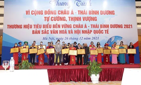 Tri ân doanh nghiệp, doanh nhân có nhiều thành tích trong phòng chống COVID19 và lao động sáng tạo