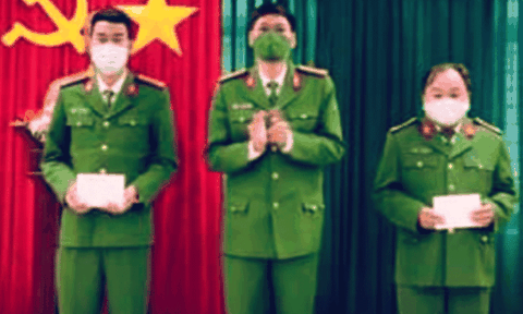 Nghệ An: Trao thưởng chuyên án bắt đối tượng mua bán trái phép chất ma tuý lúc rạng sáng