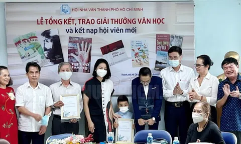 Hội Nhà văn TPHCM nỗ lực hoạt động hiệu quả trong năm 2021