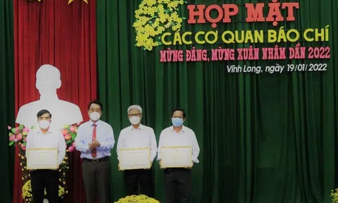 Vĩnh Long: Họp mặt báo chí mùa Xuân Nhâm Dần 2022
