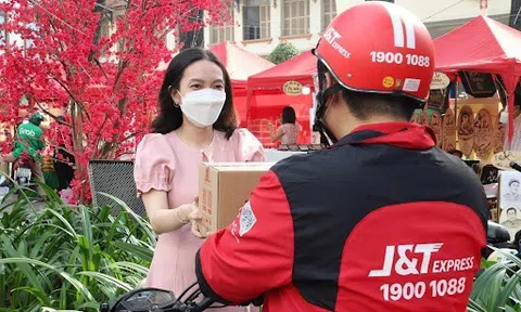 Siêu hội Red Tuesday: J&T Express “lì xì” khách hàng lên tới 5 chỉ vàng