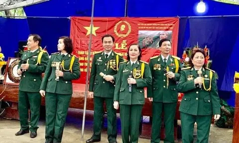 Tổng kết hoạt động hỗ trợ gia đình liệt sỹ Quân khu Trị Thiên