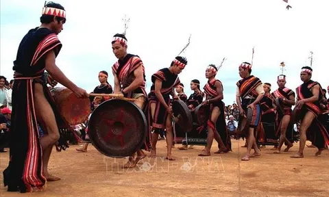 Bảo tồn, phát huy giá trị không gian văn hóa cồng chiêng Tây Nguyên