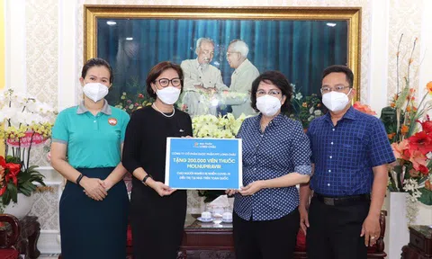 200.000 viên thuốc Monulpiravir hỗ trợ người nghèo bị nhiễm COVID-19