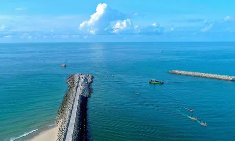 Hồ Tràm sẵn sàng quay lại đường đua du lịch quốc tế