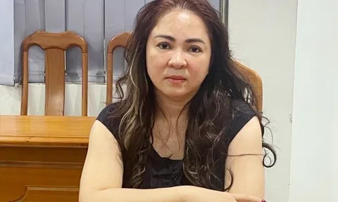 Mọi hành động lợi dụng các quyền tự do dân chủ để xâm phạm đến lợi ích cá nhân, tổ chức đều bị trừng trị theo pháp luật