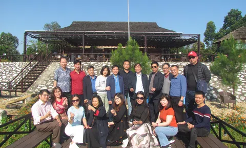 Một thoáng Hồ Thác Bà