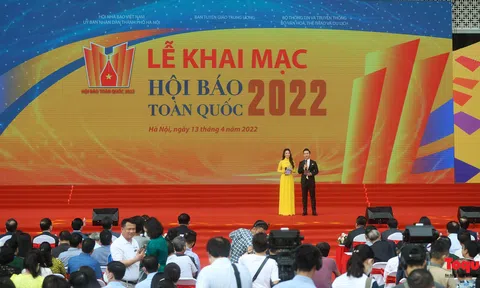 Khai mạc Hội báo toàn quốc 2022 với chủ đề "Báo chí Việt Nam đoàn kết, chuyên nghiệp, hiện đại và nhân văn"