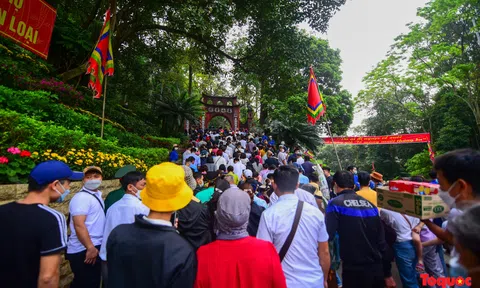Về đất Tổ dự ngày hội bóng đá SEA Games 31 và trải nghiệm những điểm đến hấp dẫn