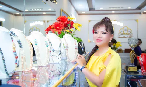 Doanh nhân Hồ Thanh Hương đồng hành cùng Hoa hậu Duyên dáng Hoàn vũ 2022