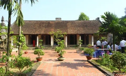 Tu sửa, chống xuống cấp Tam bảo di tích chùa Đức Hậu