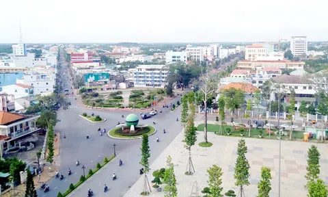 Phấn đấu đưa Sóc Trăng vươn lên trở thành trung tâm của vùng