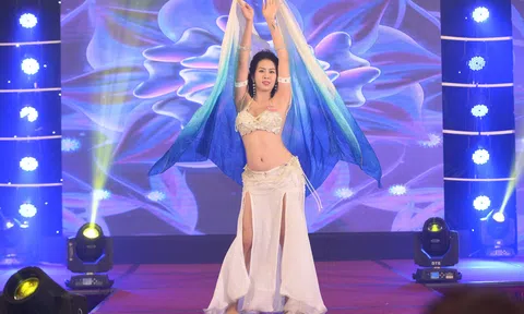 Đỗ Hồng Vân - thí sinh nhiều màu sắc tại đêm thi tài năng - thiện nguyện Hoa Hậu Doanh nhân Việt Nam Toàn Cầu 2022