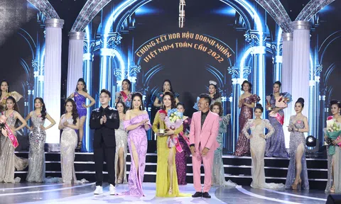 Người đẹp Dạ hội Nguyễn Thị Thanh Huyền xuất hiện thần thái trong đêm chung kết Hoa hậu Doanh nhân Việt Nam Toàn cầu 2022