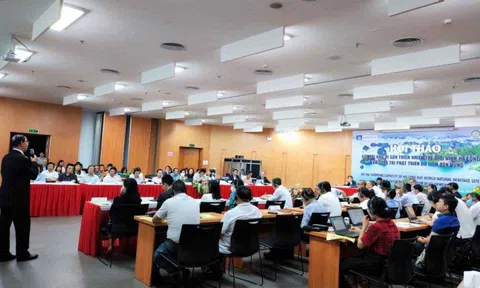 Hội thảo Sức tải khu Di sản thiên nhiên thế giới Vịnh Hạ Long và quản trị phát triển du lịch bền vững