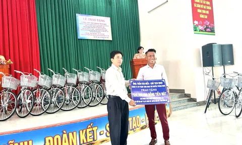 Công ty Khai Trí trao quà ủng hộ công tác phòng chống tội phạm, giữ gìn TTXH tại xã Xuân Mỹ huyện Cẩm Mỹ