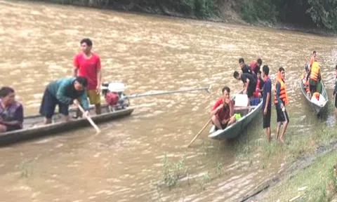 Nghệ An: Ra sông tắm mát, một cháu bé bị nước cuốn trôi và mất tích