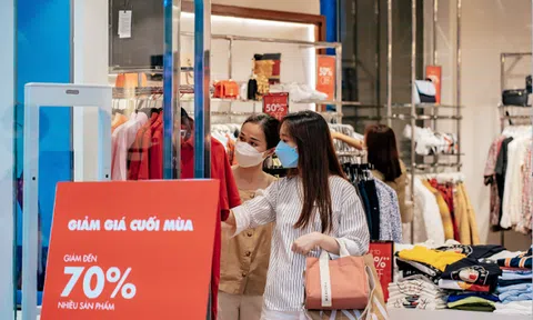 Vincom Red Sale 2022: Mùa mua sắm “hàng hiệu giá hời” lớn nhất mùa hè