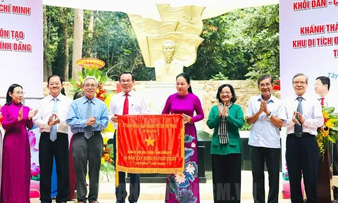 Tiếp tục nâng cao năng lực lãnh đạo, sức chiến đấu của tổ chức cơ sở đảng và chất lượng đội ngũ cán bộ, đảng viên