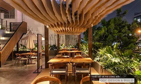 Khám phá không gian nghệ thuật đương đại trong nhà hàng AQ Gourmet & Dine